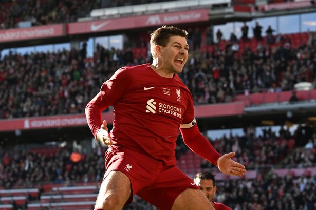 Steven Gerrard silences boos and dodges missiles after scoring in Liverpool charity game - Mirror Online