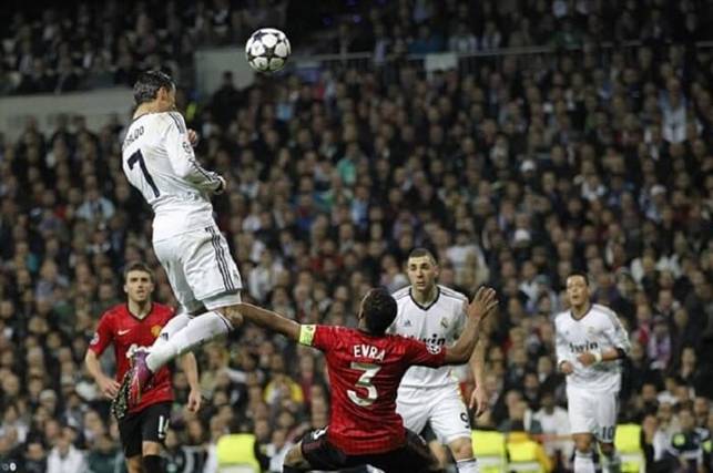 Kỹ thuật bóng đá của Ronaldo: sút phạt, rê bóng, đánh đầu